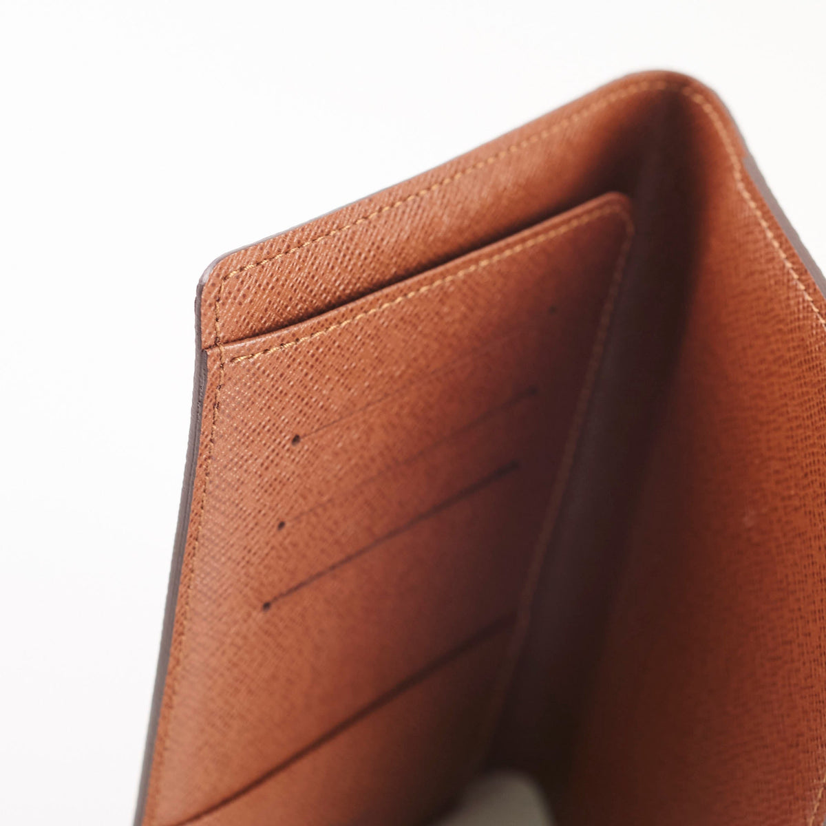 Louis Vuitton Passport Holder Monogram - photo 4