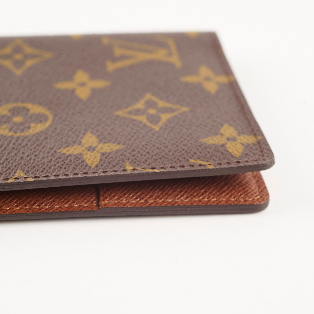 Louis Vuitton Passport Holder Monogram - photo 7