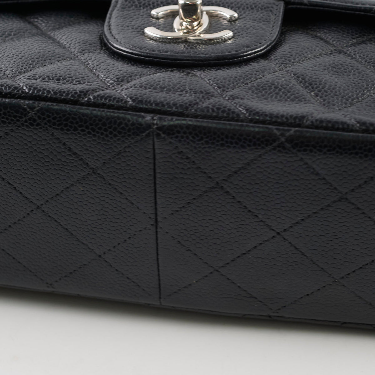 Chanel Caviar Jumbo Classic Flap Black - photo 21