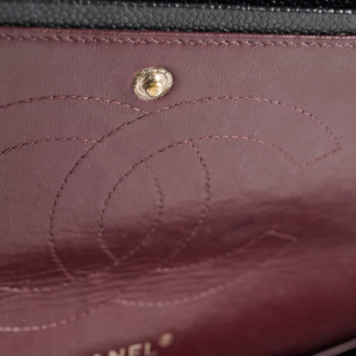 Chanel Caviar Jumbo Classic Flap Black - photo 11