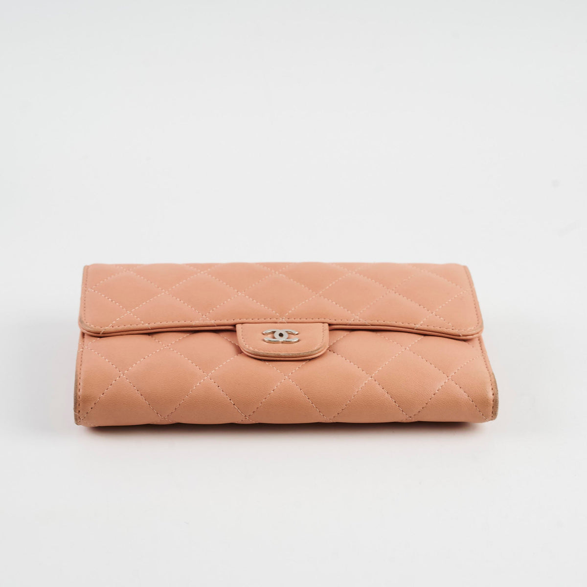 Chanel Lambskin Long Wallet Peach - photo 4