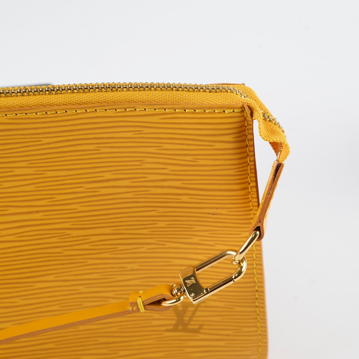 Louis Vuitton Pochette Accessories Yellow Epi - photo 4
