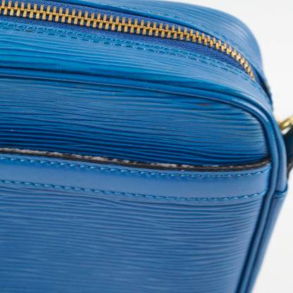 Louis Vuitton Epi June Shoulder Bag Blue - photo 6