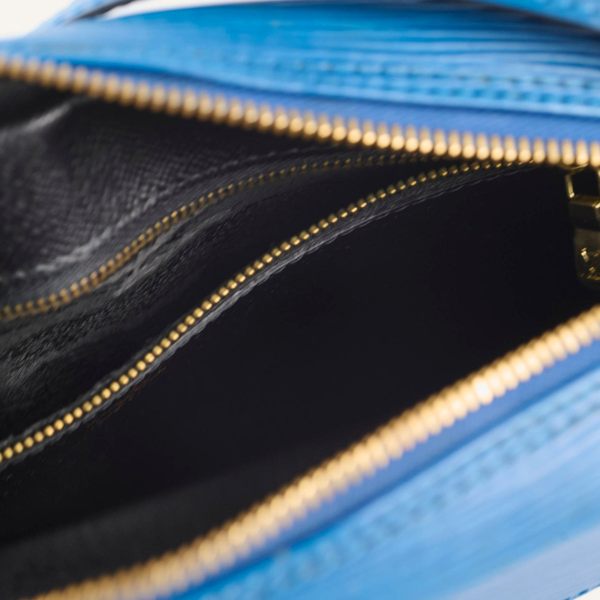 Louis Vuitton Epi June Shoulder Bag Blue - photo 9