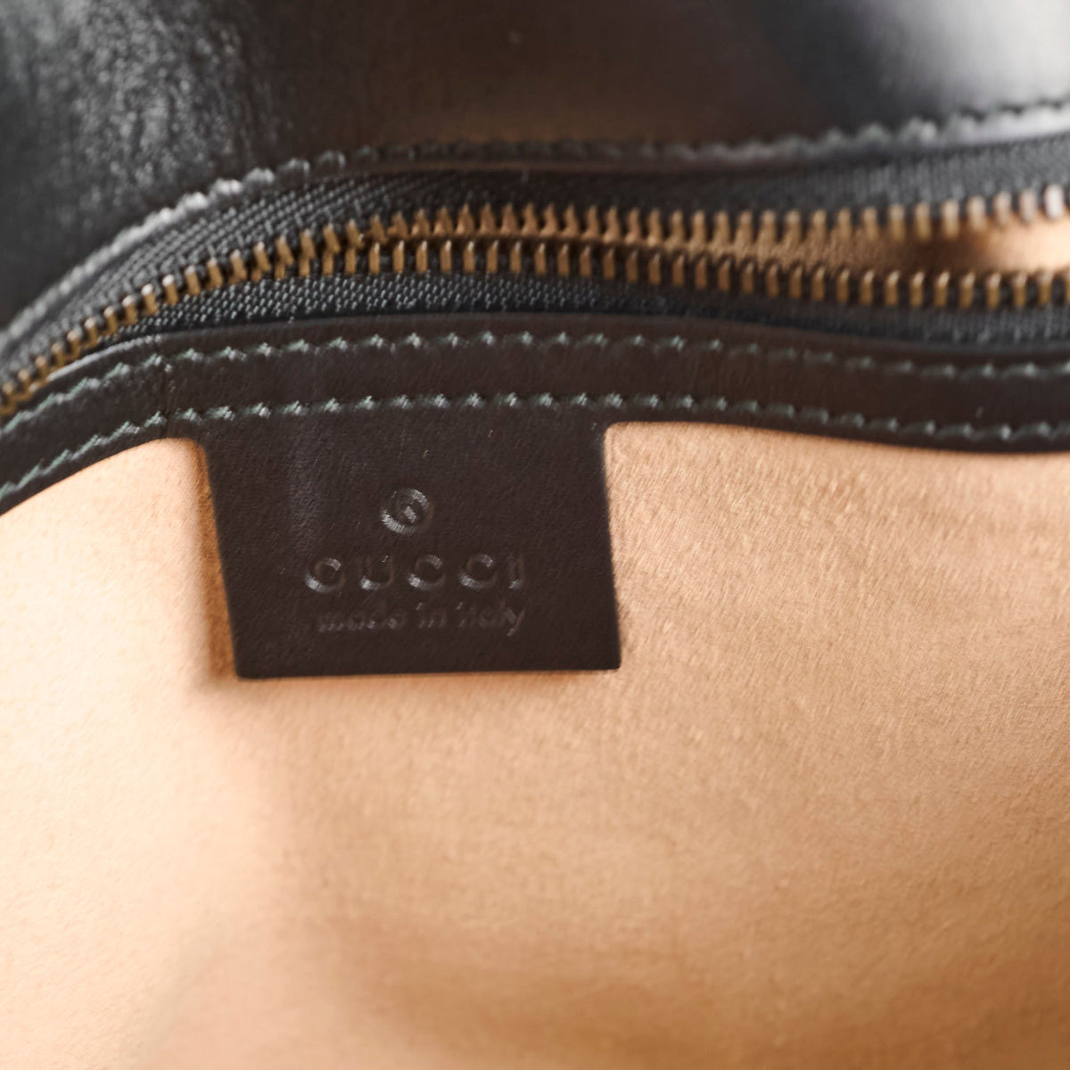 Gucci Marmont Flap Medium Black - photo 10