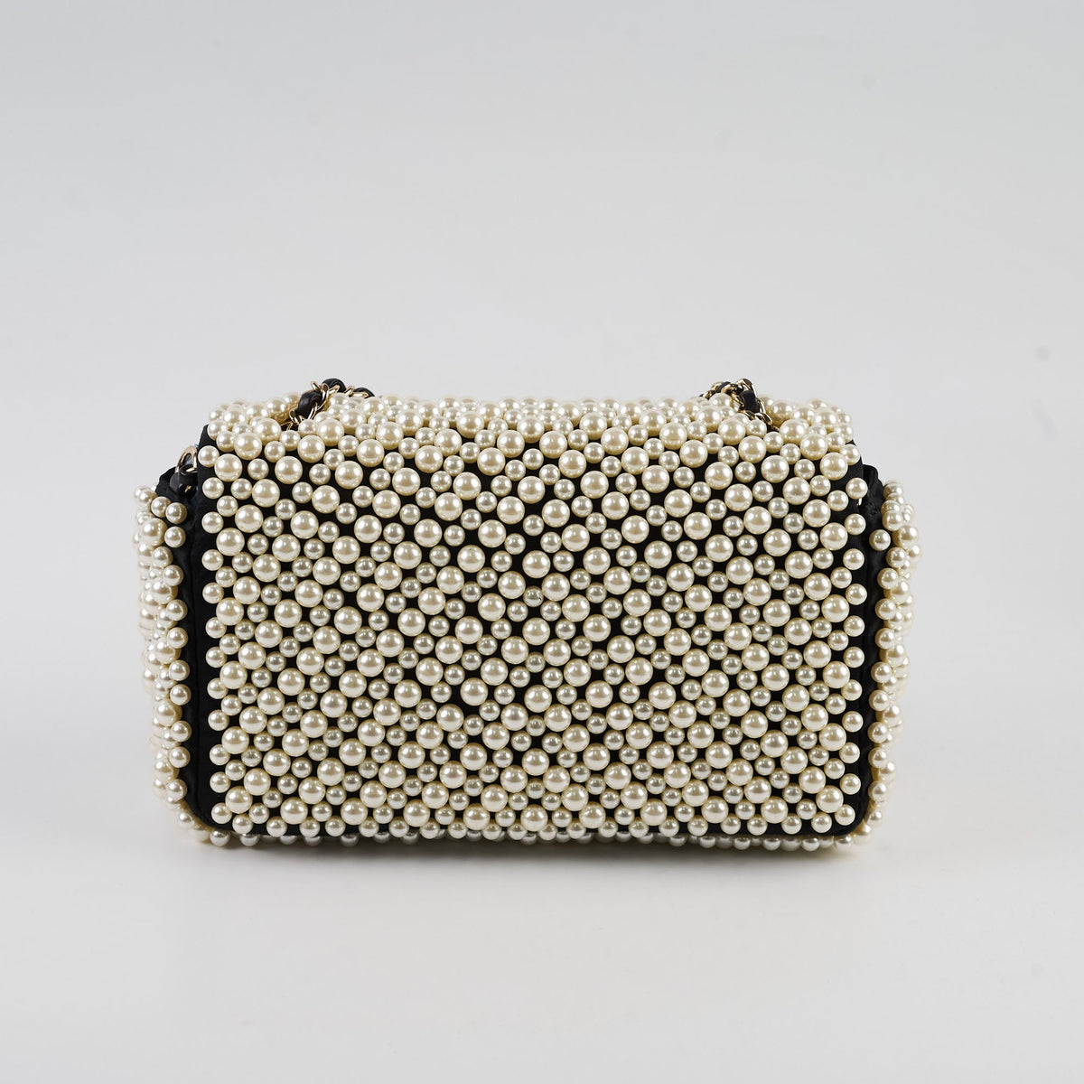 Chanel Pearl Mini Rectangular Flap Bag - photo 3
