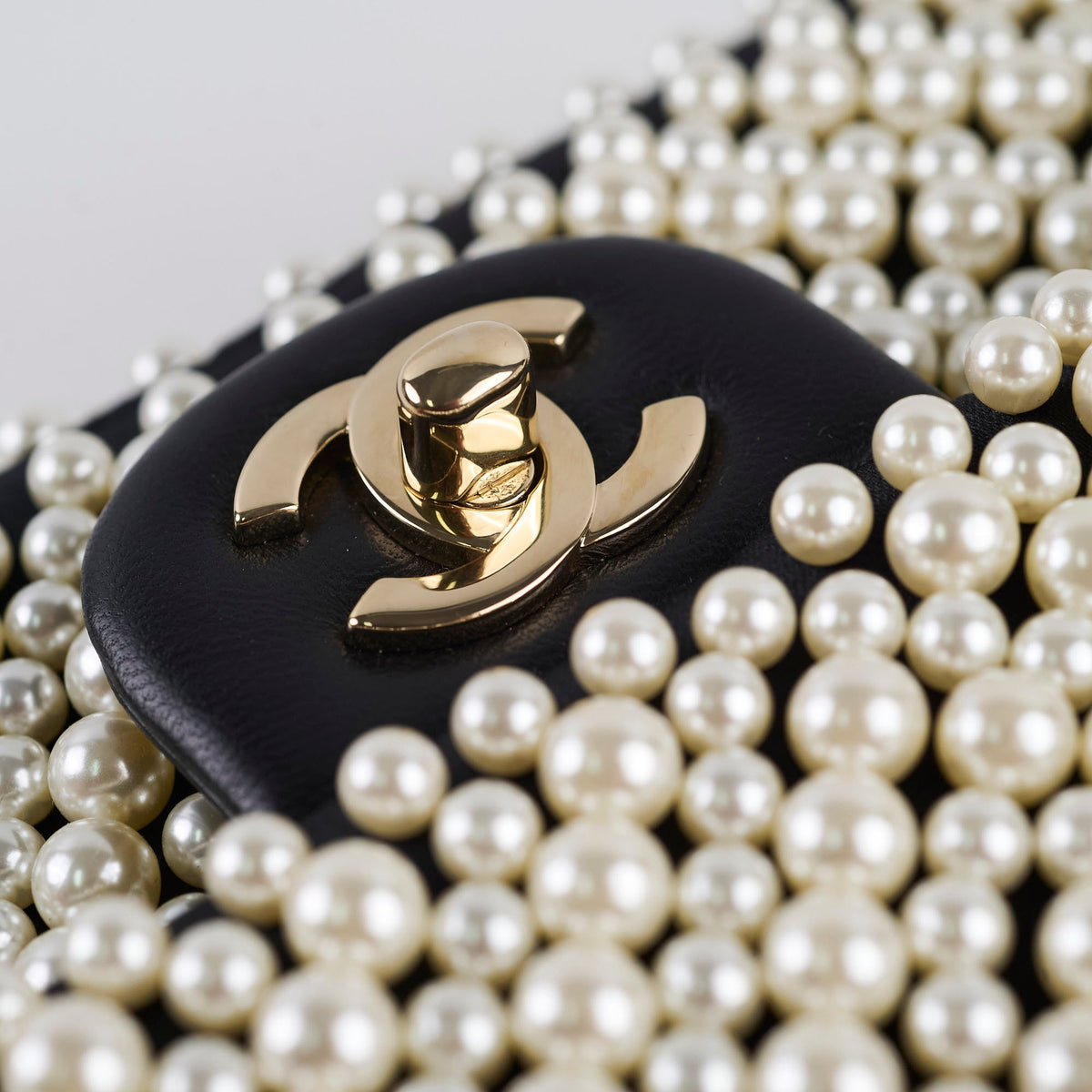 Chanel Pearl Mini Rectangular Flap Bag - photo 10