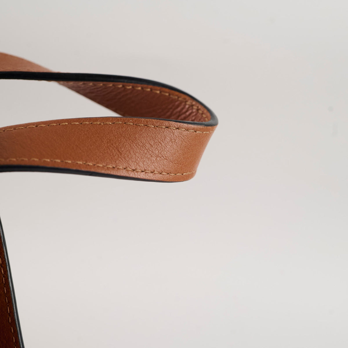 Loewe Small Hammock Brown - photo 6