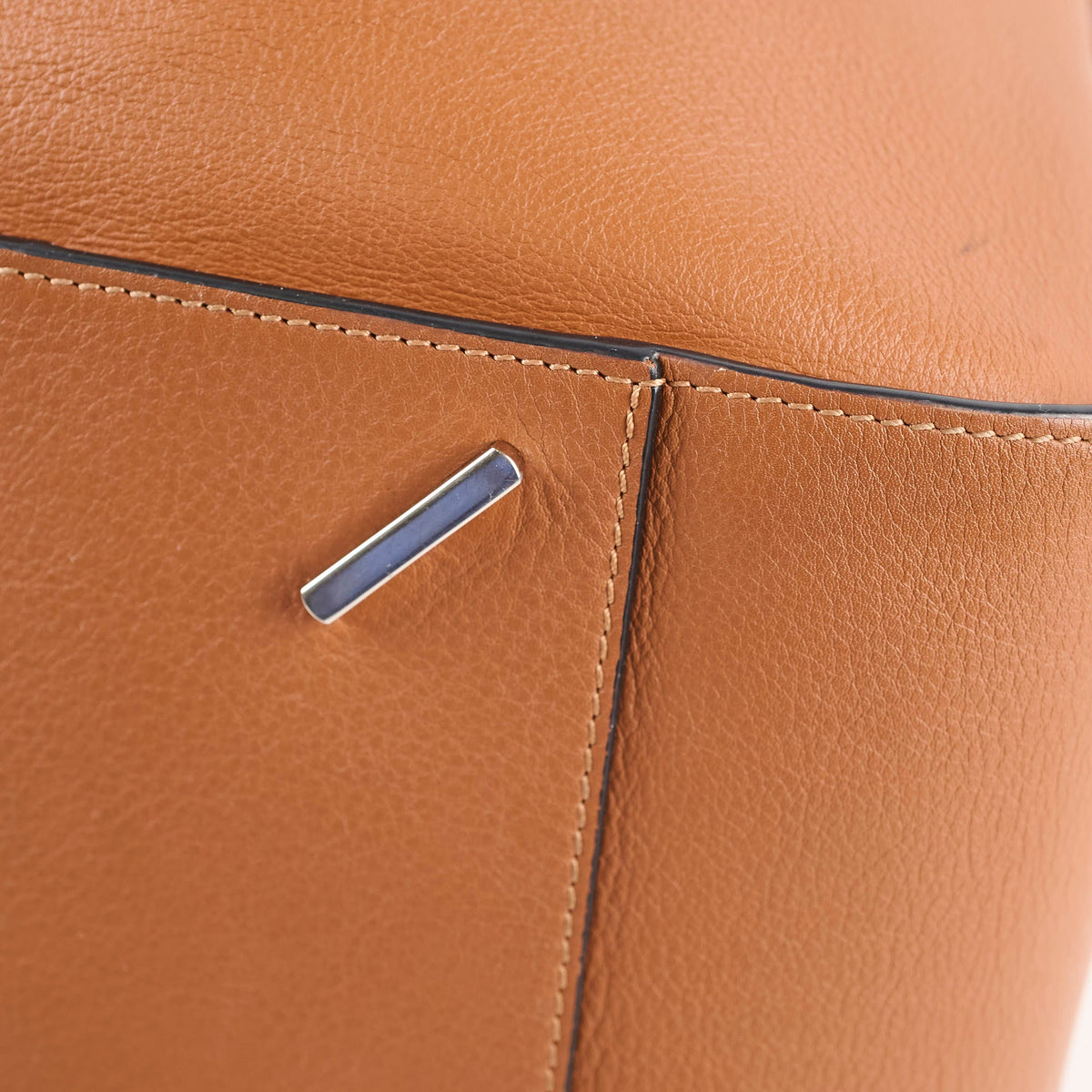 Loewe Small Hammock Brown - photo 16