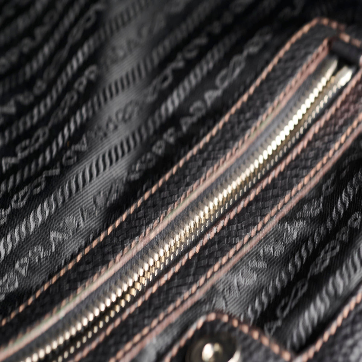 Prada Vitello Daino Hobo Bag Black - photo 9