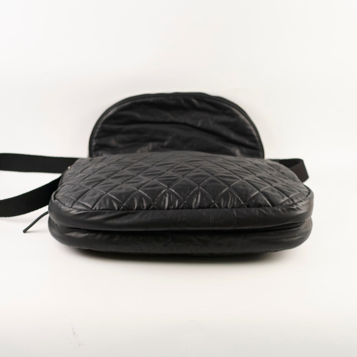 Chanel Coco Cocoon Nylon Expandable Bag Black - photo 3