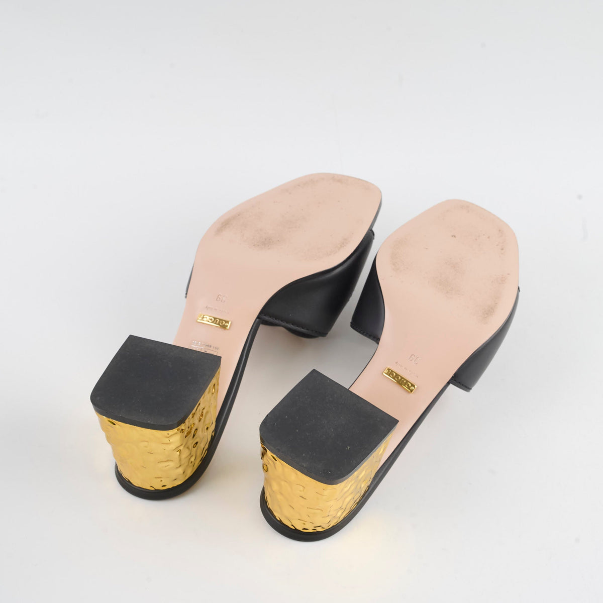 Gucci Interlocking G Leather Sandals Black size 39 - photo 4