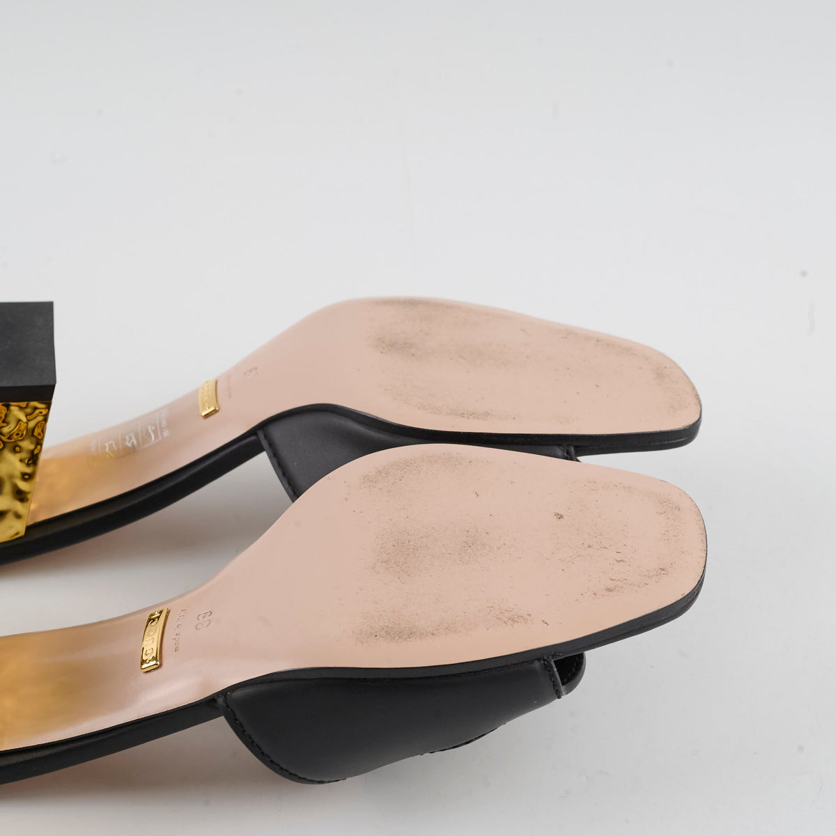 Gucci Interlocking G Leather Sandals Black size 39 - photo 9