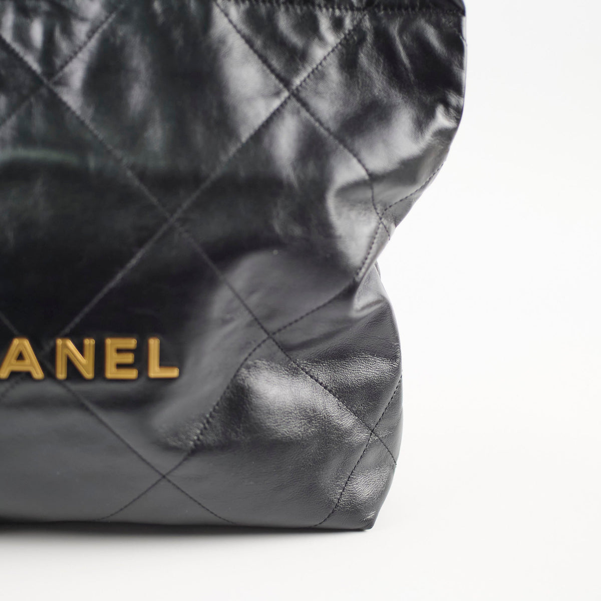 Chanel 22 Small Handbag Black - photo 6