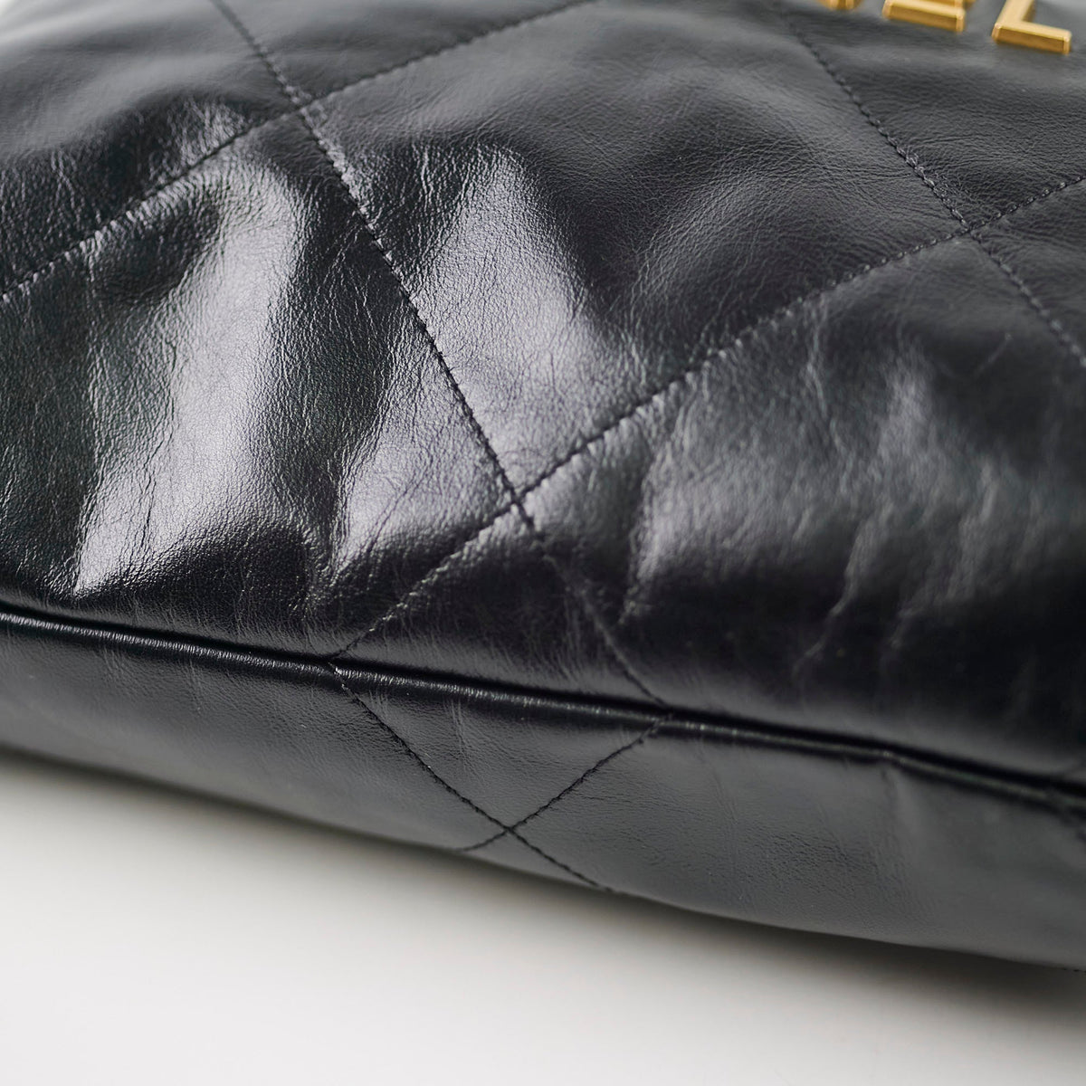 Chanel 22 Small Handbag Black - photo 16
