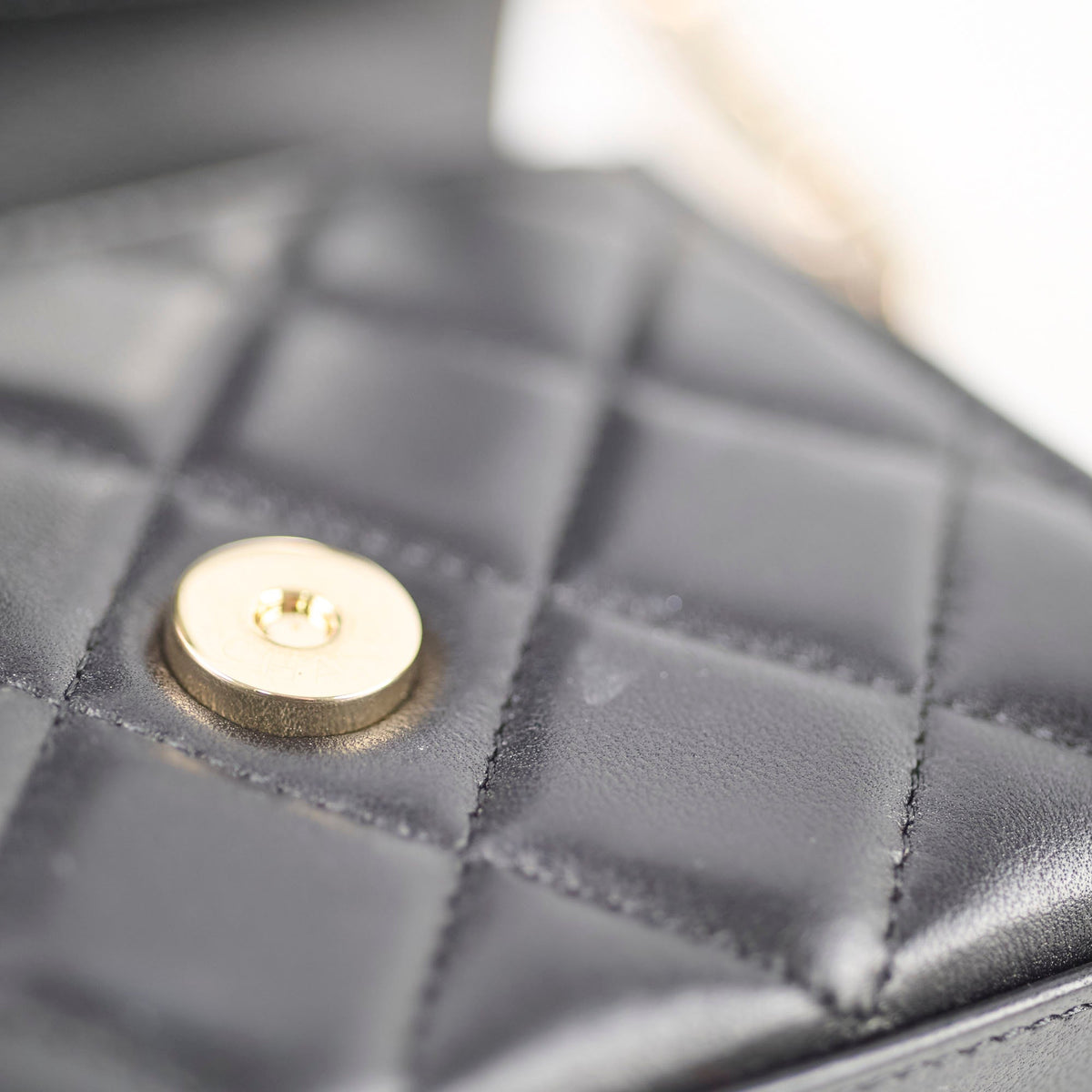 Chanel CC Top Handle Clutch With Chain Black GHW - photo 7