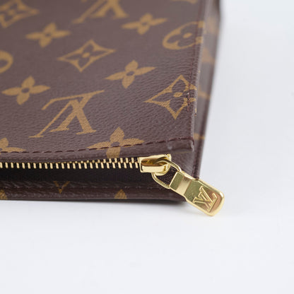 Louis Vuitton Toiletry Set 26, 19, 15 Monogram - photo 9