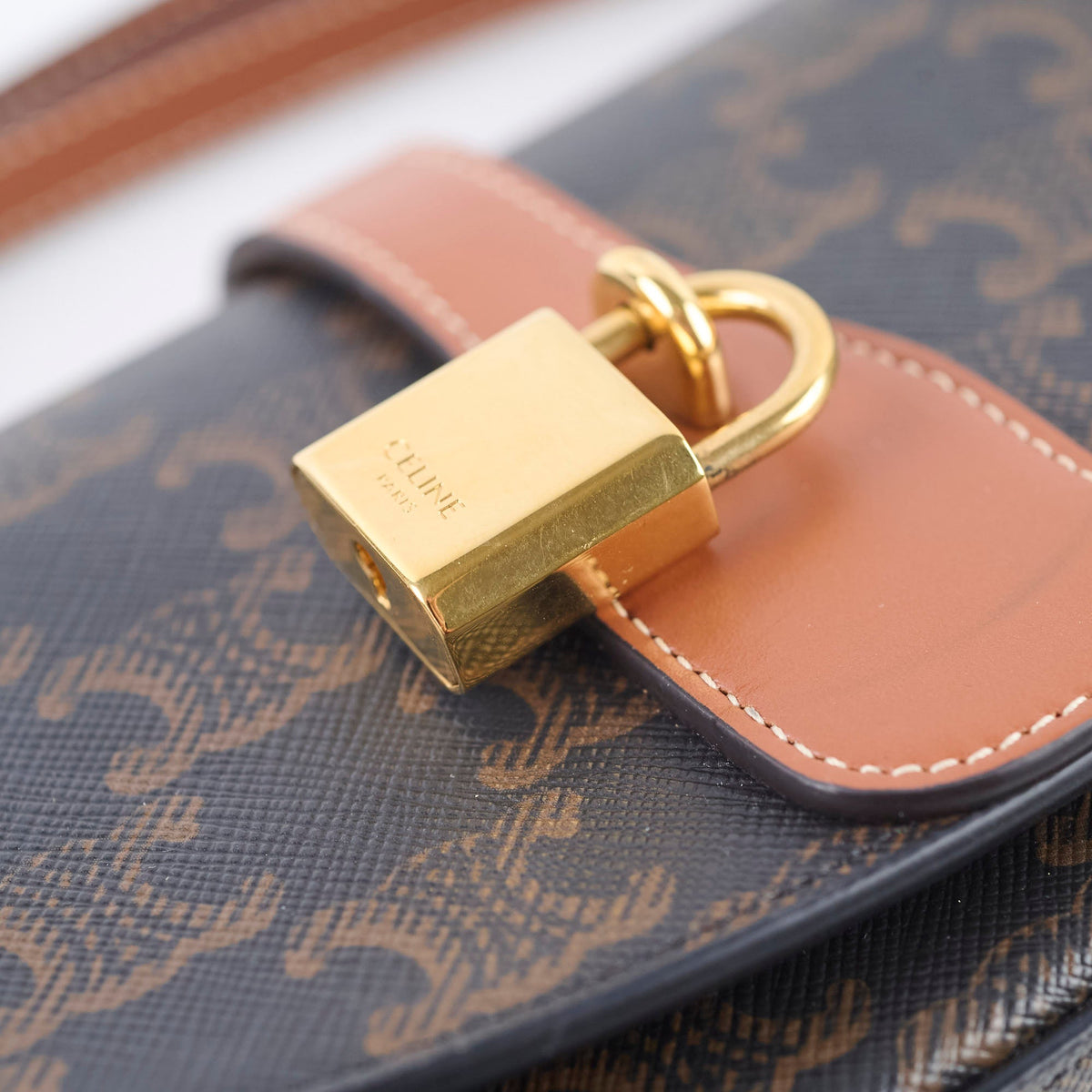 Celine Clutch on Strap Tabou Triomphe Bag Brown - photo 11