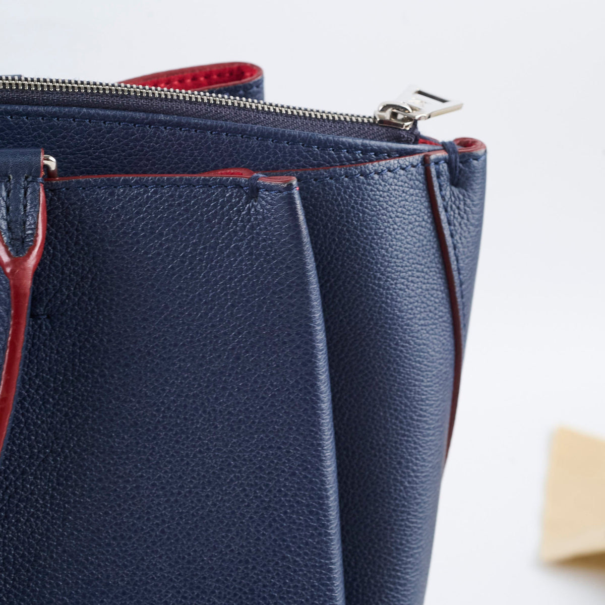 Louis Vuitton Lock Me Tote Navy Blue - photo 7