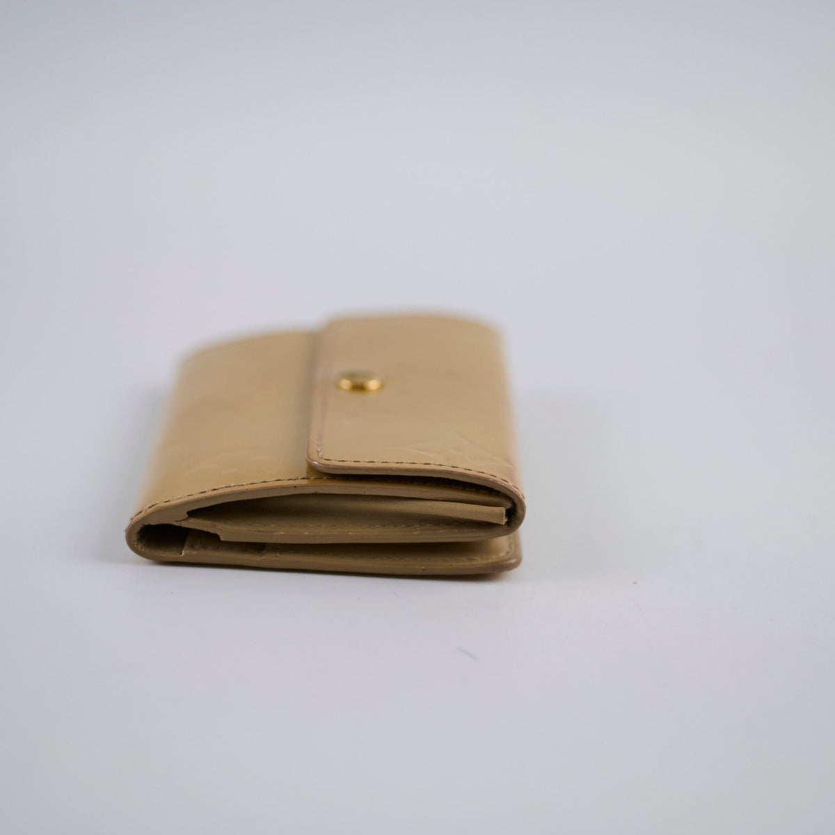 Louis Vuitton Vernis Compact Wallet Gold - photo 3