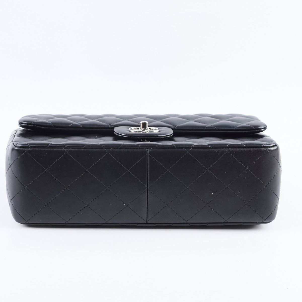 Chanel Lambskin Jumbo Classic Double Flap Black - photo 4