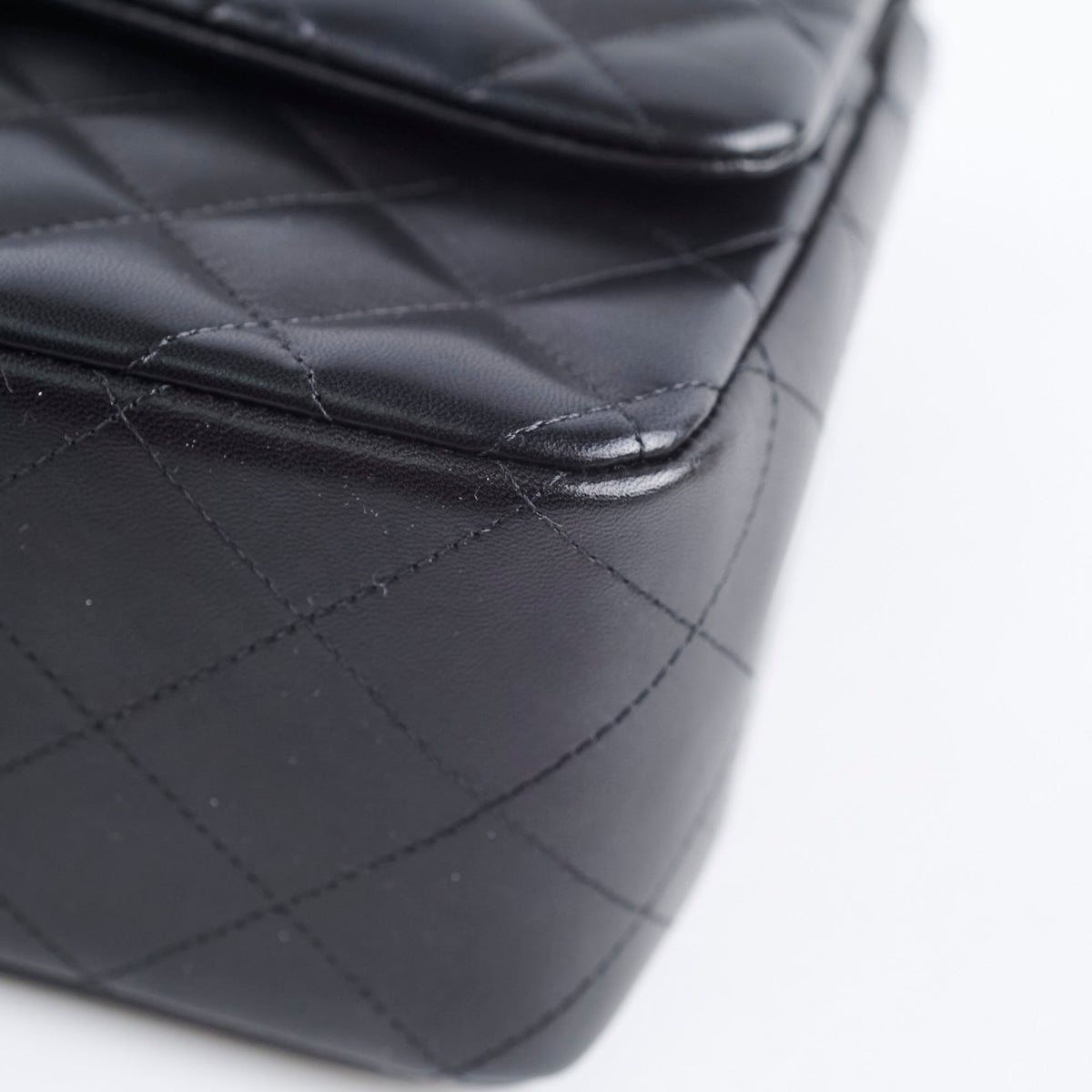Chanel Lambskin Jumbo Classic Double Flap Black - photo 19