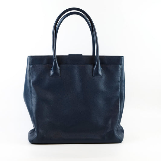 Chanel Exectutive Cerf Tote Navy - photo 2