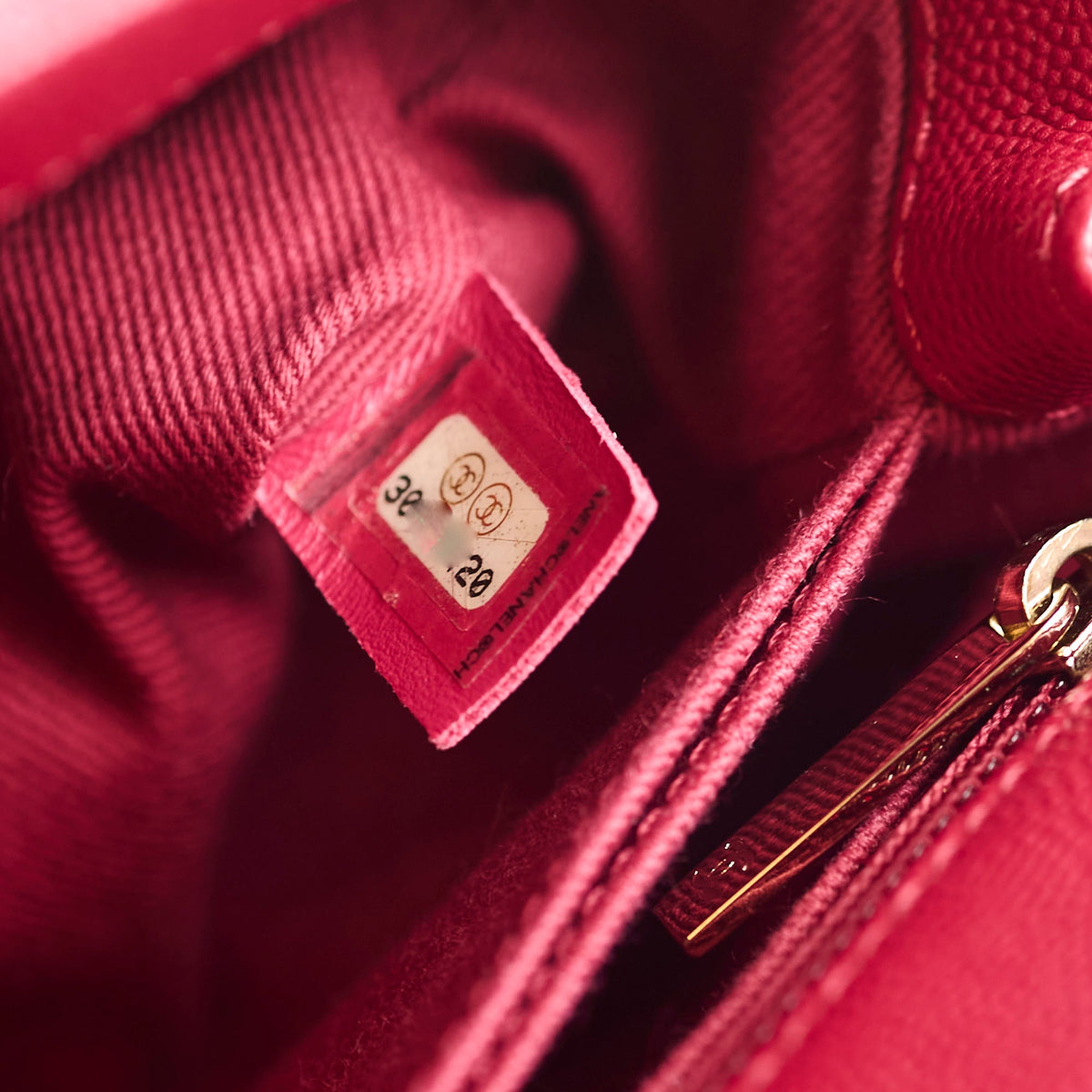 Chanel Coco Handle Small Caviar Raspberry Red/Pink (30 Series) - photo 11