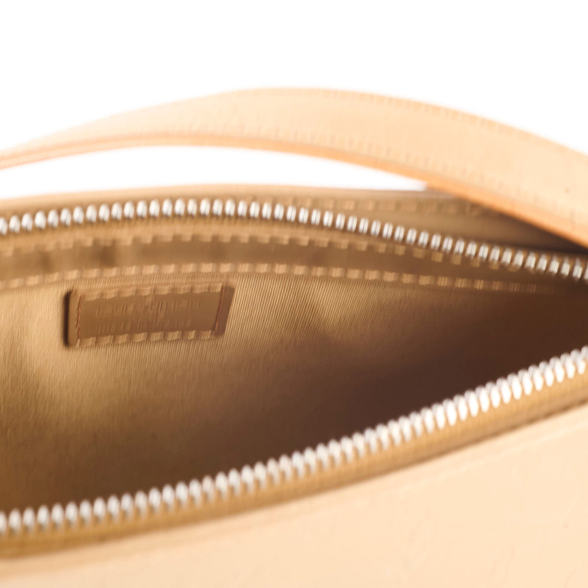 Louis Vuitton Mat Fowler Shoulder Bag Gold - photo 7