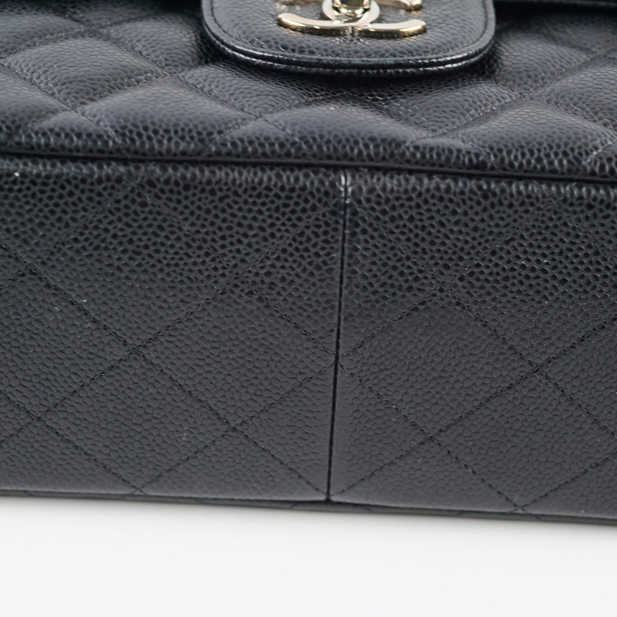 Chanel Jumbo Double Flap Caviar Black - photo 18