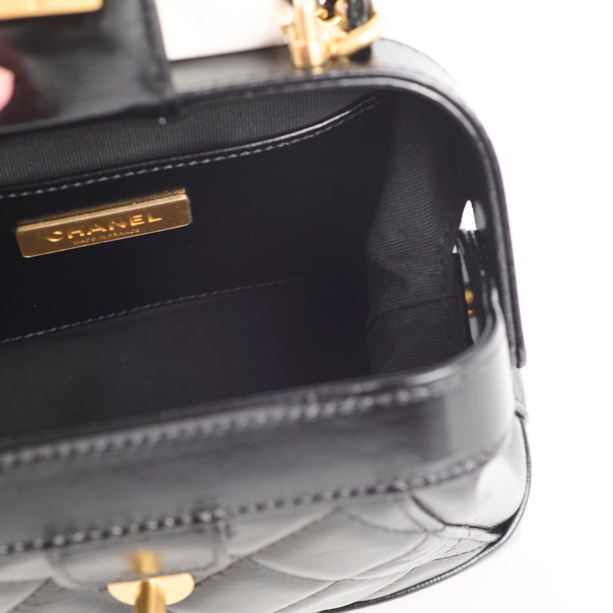 Chanel Black Quilted Lambskin Black - photo 6
