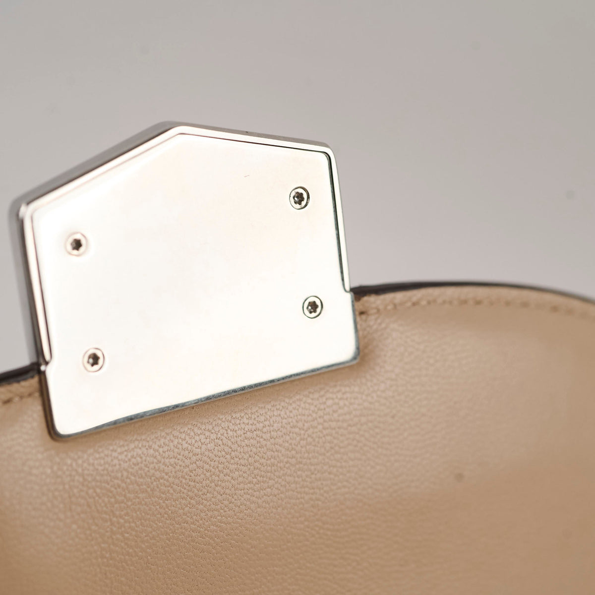 Celine Trotteur Crossbody Small Beige - photo 5