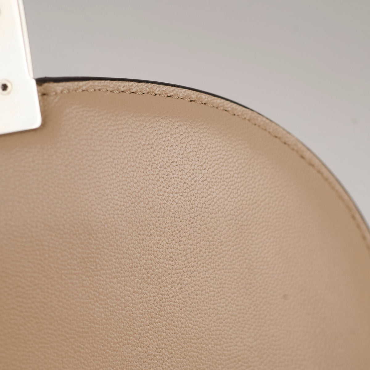 Celine Trotteur Crossbody Small Beige - photo 6