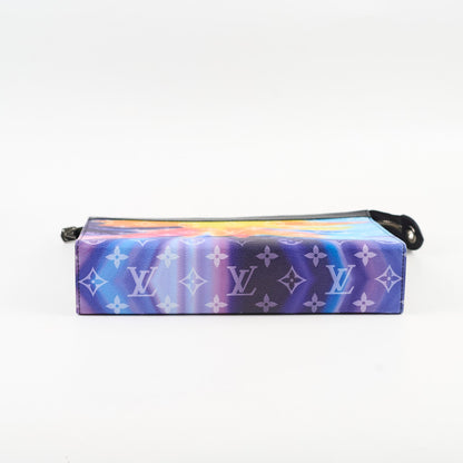 Louis Vuitton Voyage Sunset Pouch - photo 4