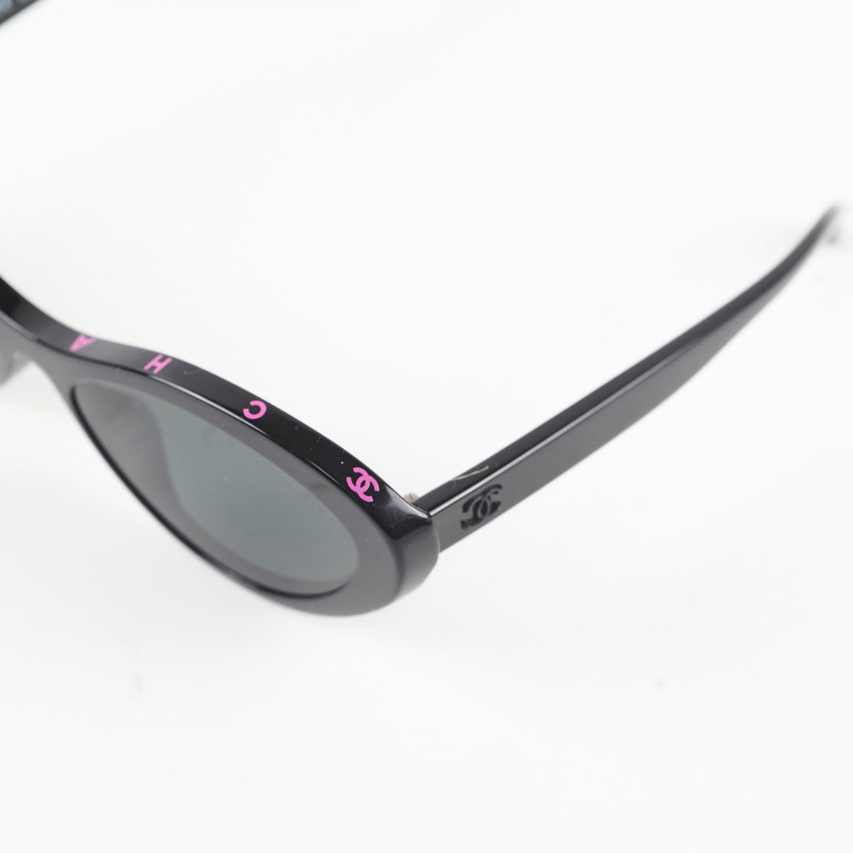 Chanel Sunglasses Black - photo 5