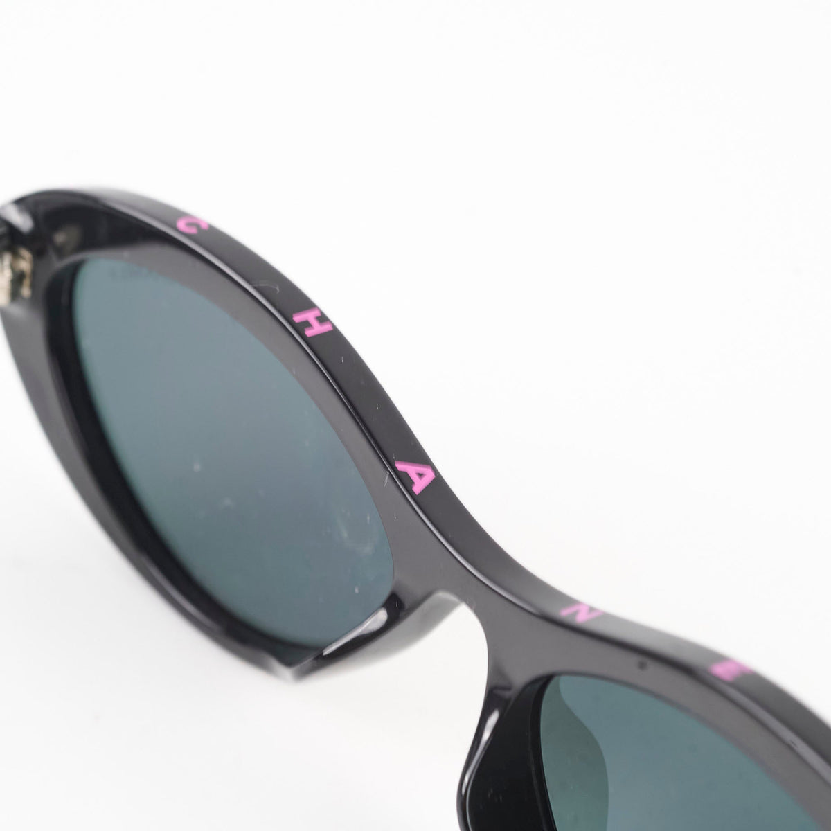 Chanel Sunglasses Black - photo 8