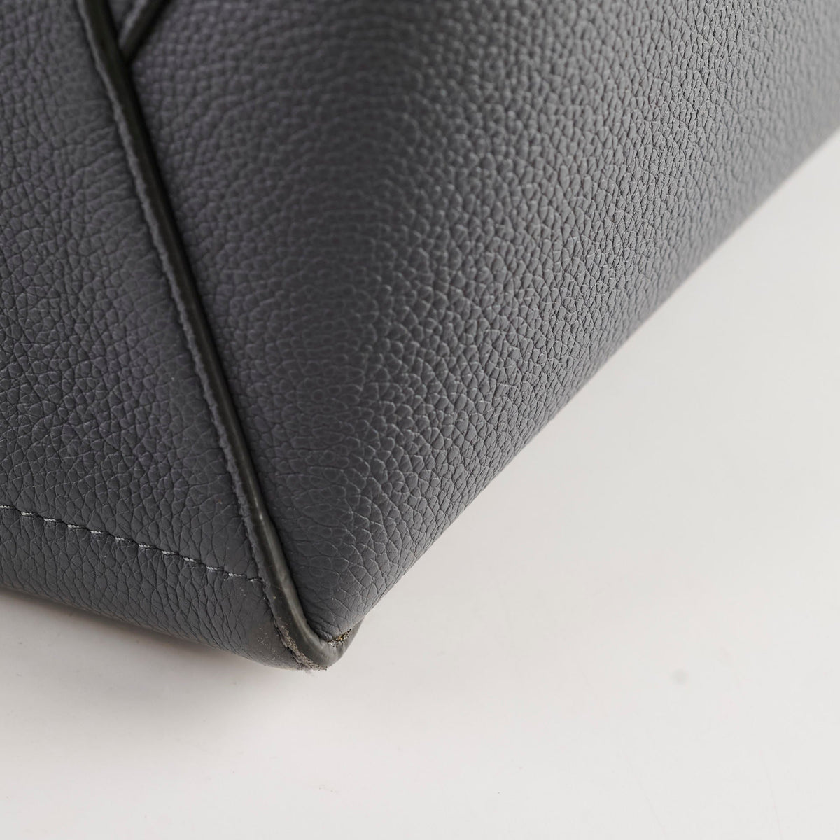 Celine Sangle Grey Bucket Tote - photo 14