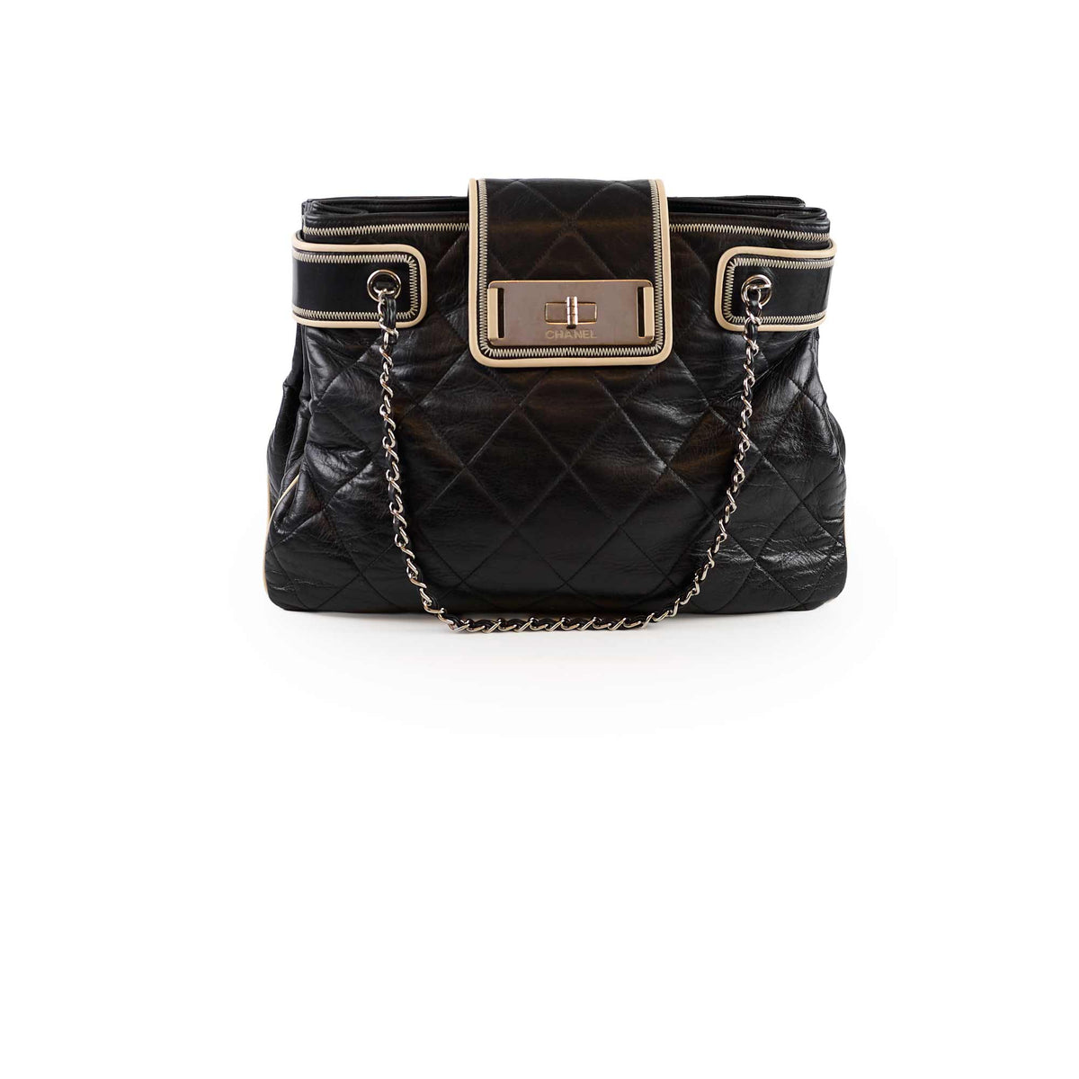 Chanel 2.55 Reissue East West Tote Black - photo 1