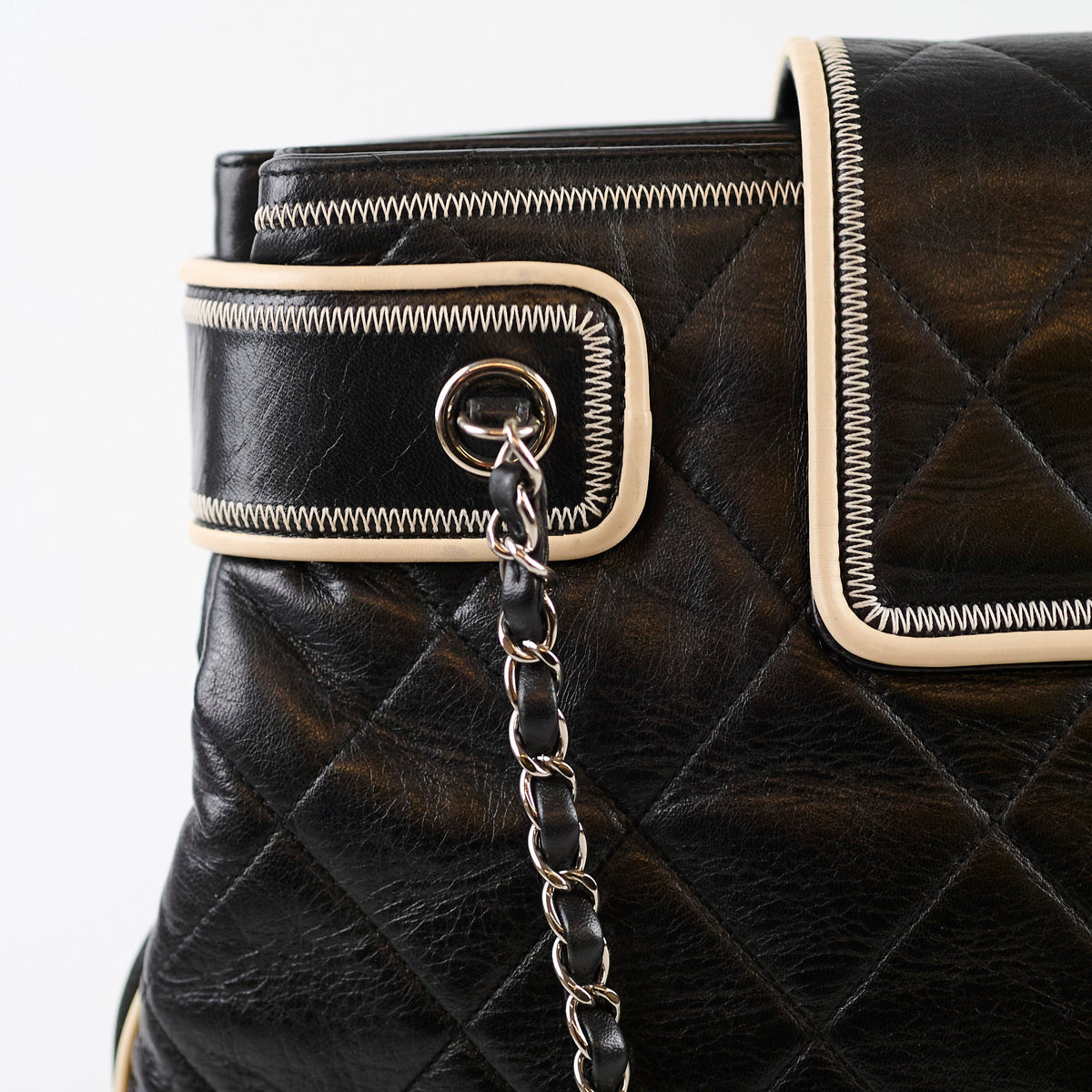Chanel 2.55 Reissue East West Tote Black - photo 6
