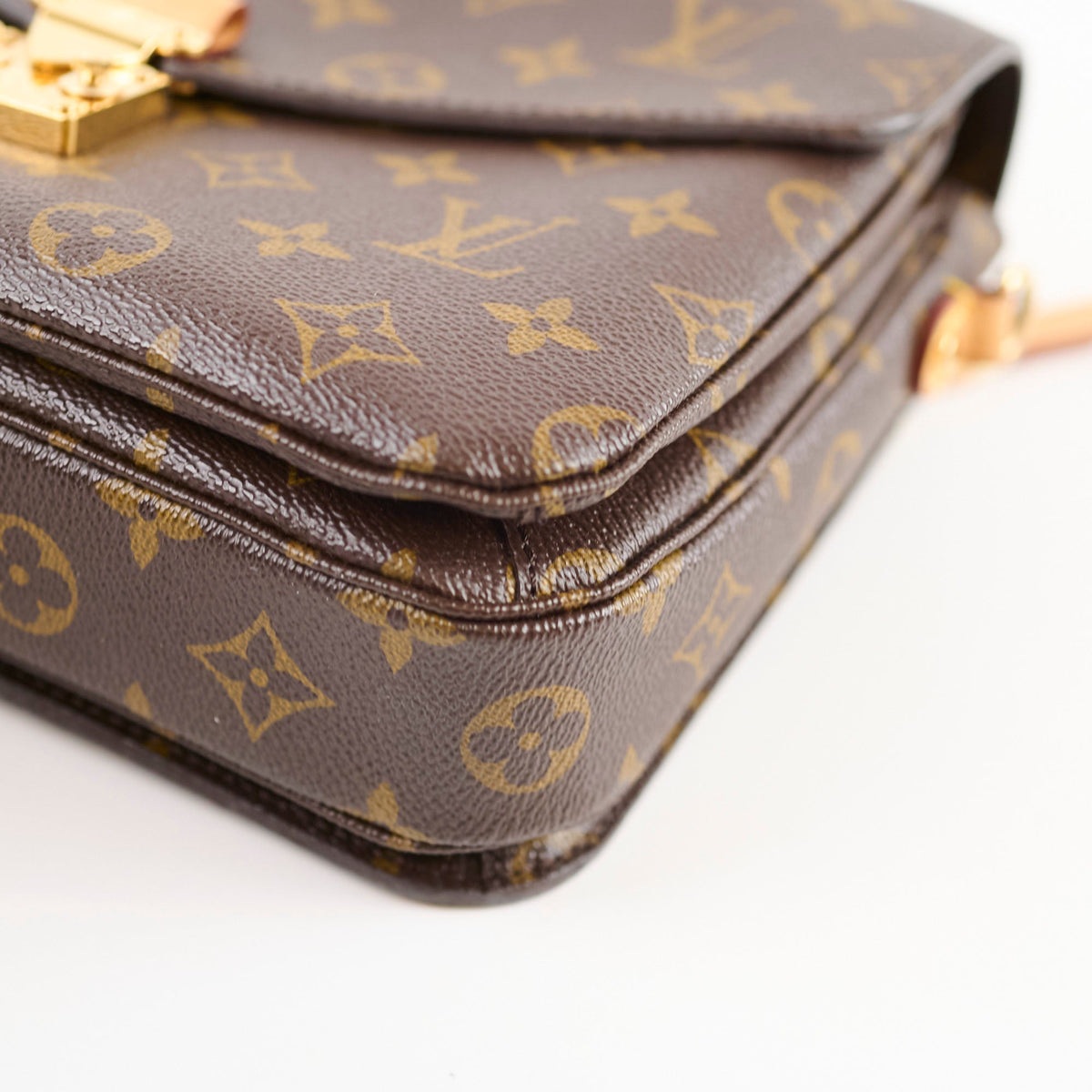 Louis Vuitton Pochette Metis Monogram - photo 10