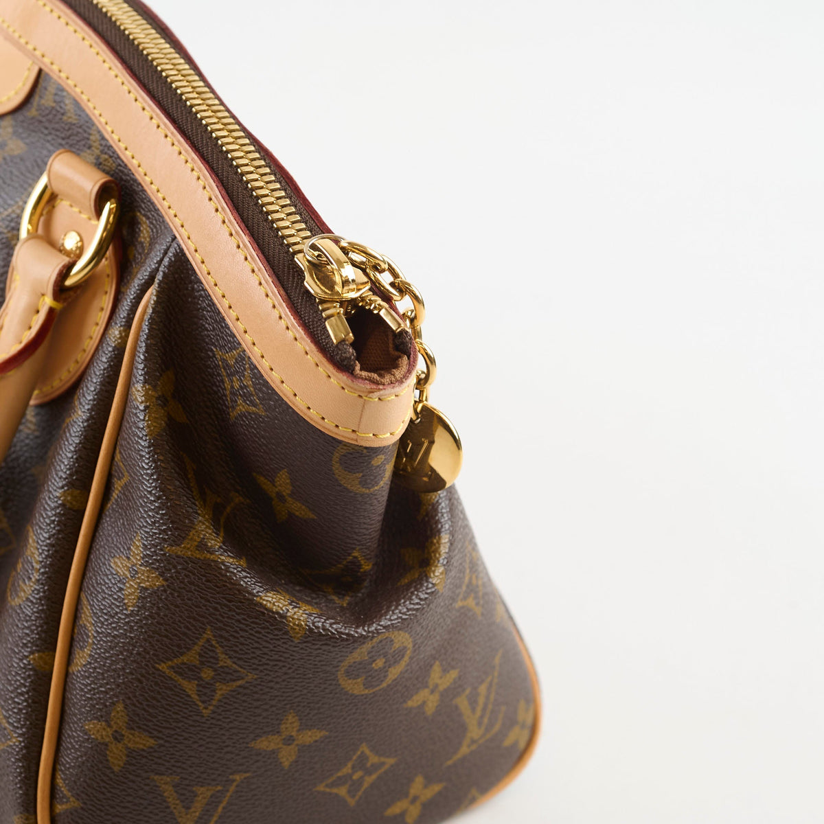 Louis Vuitton PM Tivoli Monogram Canvas - photo 3
