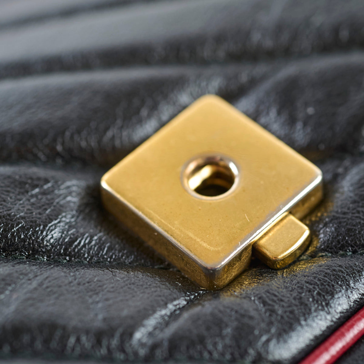 Gucci Medium GG Marmont Flap Chevron Navy/Red - photo 8