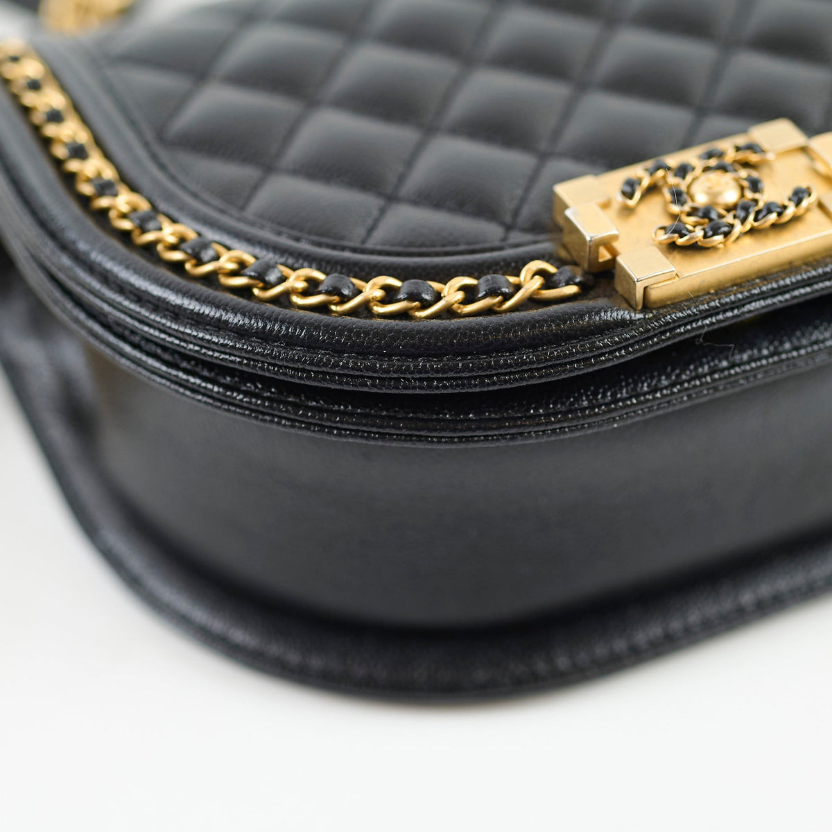 Chanel Half Moon Boy Bag Shiny Caviar Black (microchip) - photo 10