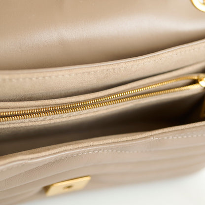 Louis Vuitton Medium New Wave Beige - photo 9