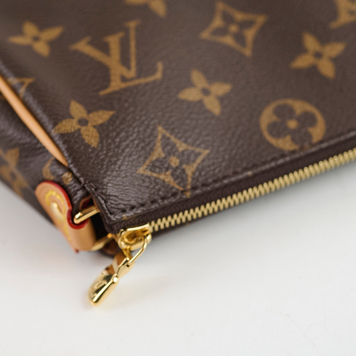 Louis Vuitton Eva Monogram Canvas - photo 12