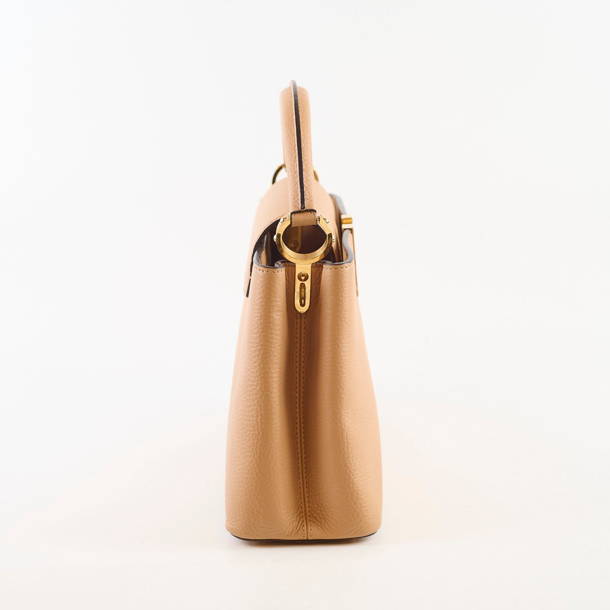 Louis Vuitton Capucines MM Beige Tan 2022 - photo 3