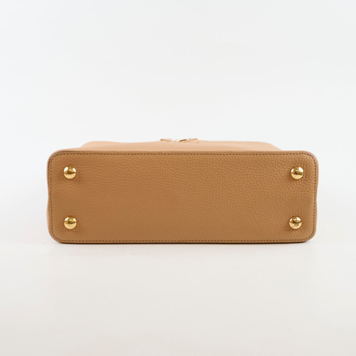Louis Vuitton Capucines MM Beige Tan 2022 - photo 4