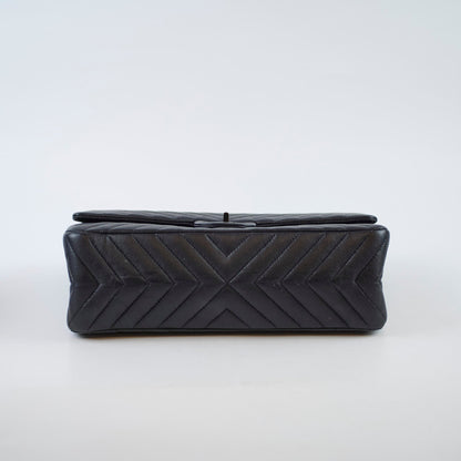 Chanel Reissue 226 Black BHW 24 Series - photo 4