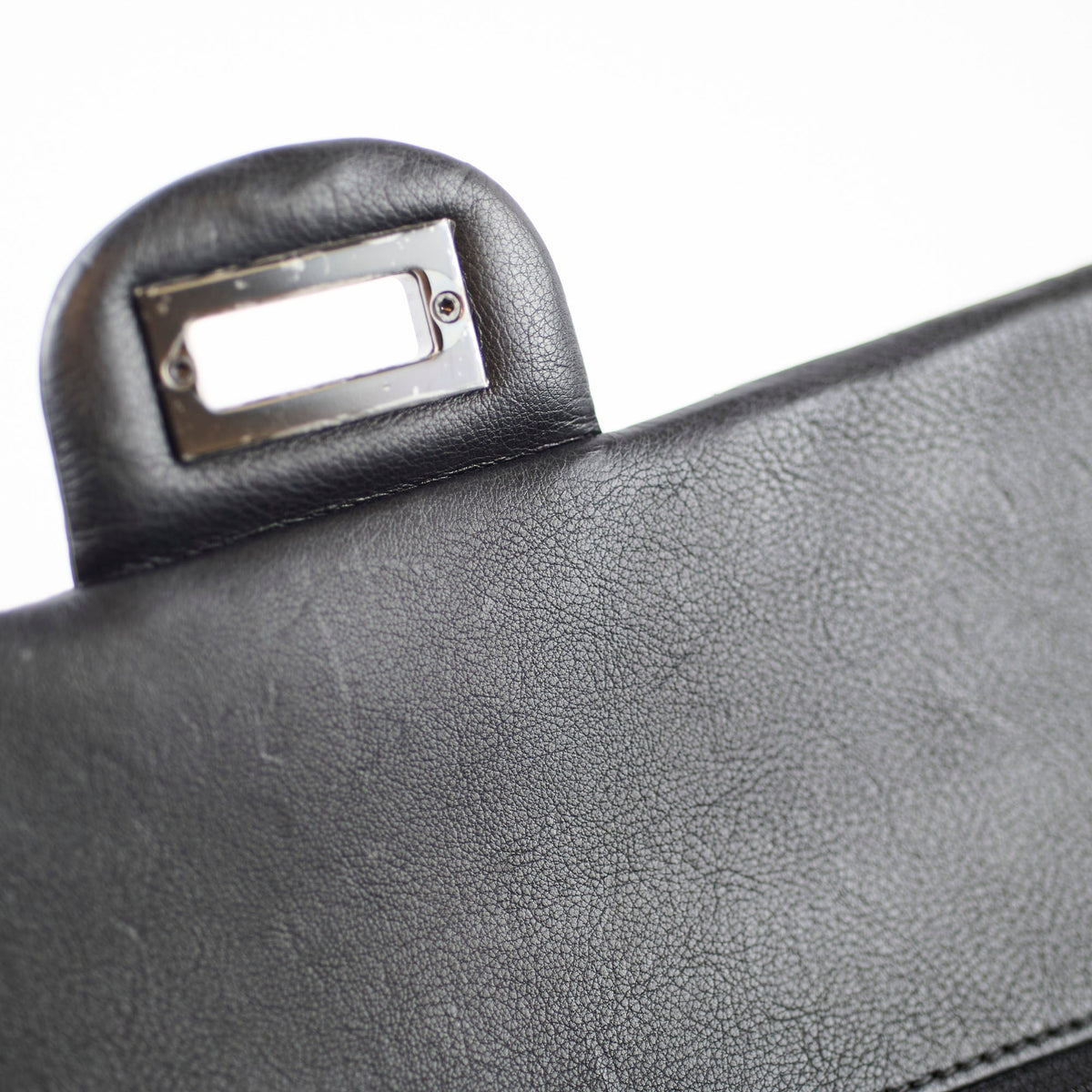 Chanel Reissue 226 Black BHW 24 Series - photo 5