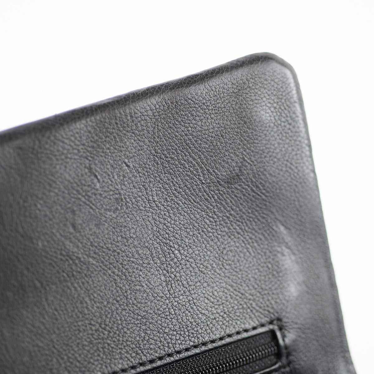 Chanel Reissue 226 Black BHW 24 Series - photo 6